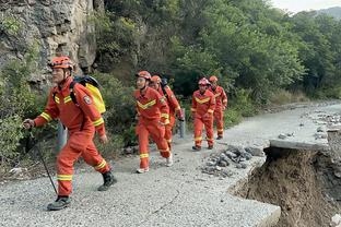 官方：浙江队亚冠未按规定时间入场，被亚足联罚款1000美元